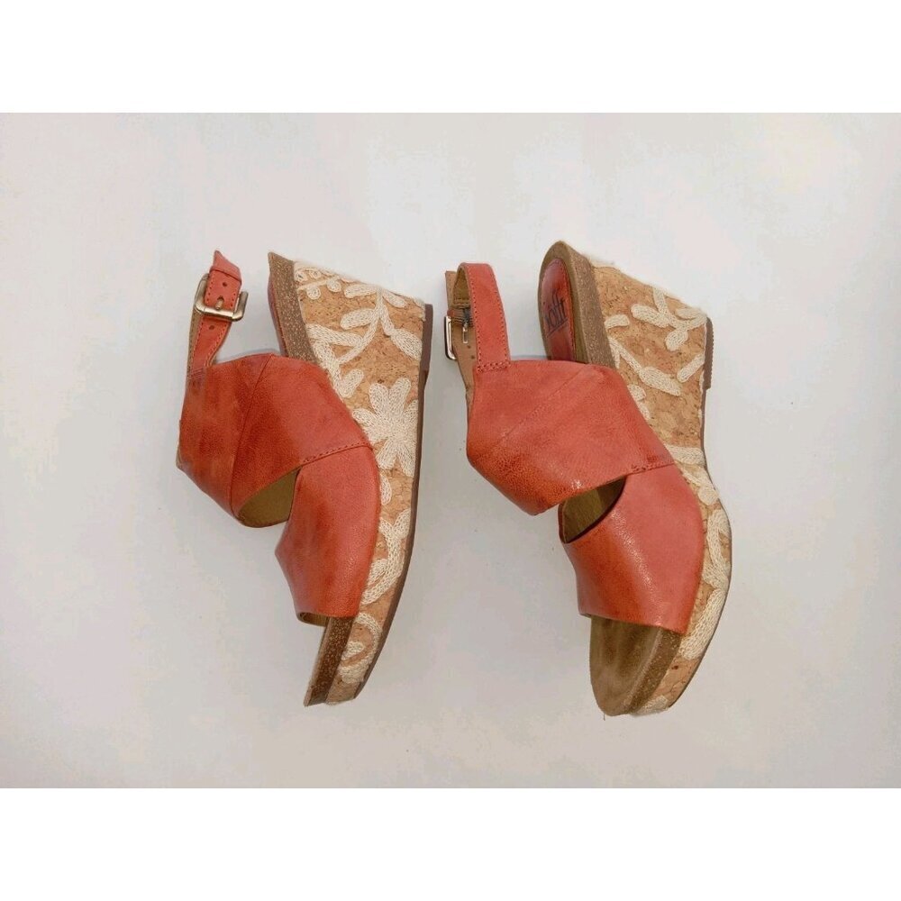 Sofft Corrina Latte Orange Red Embroidered Flowers Cork Wedge Sandals Size 6.5M - Picture 13 of 14